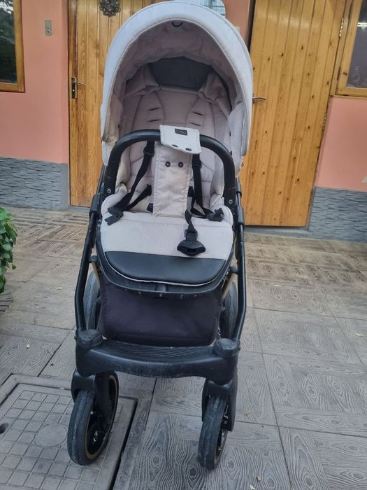 Коляска детская производство Чехия