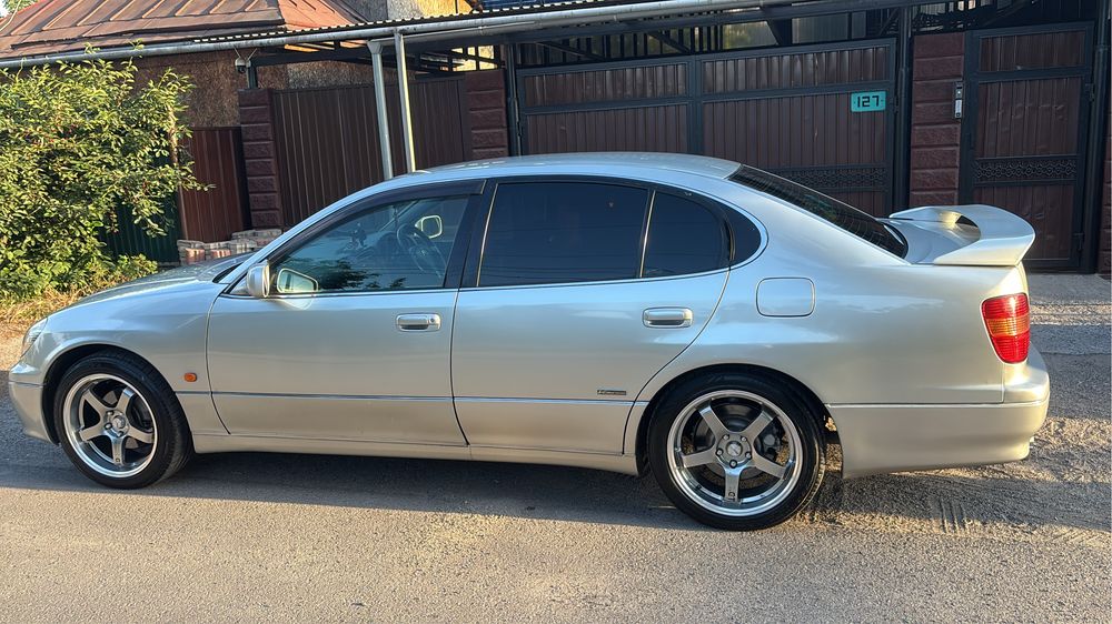 Продам диски R18 Advan GT