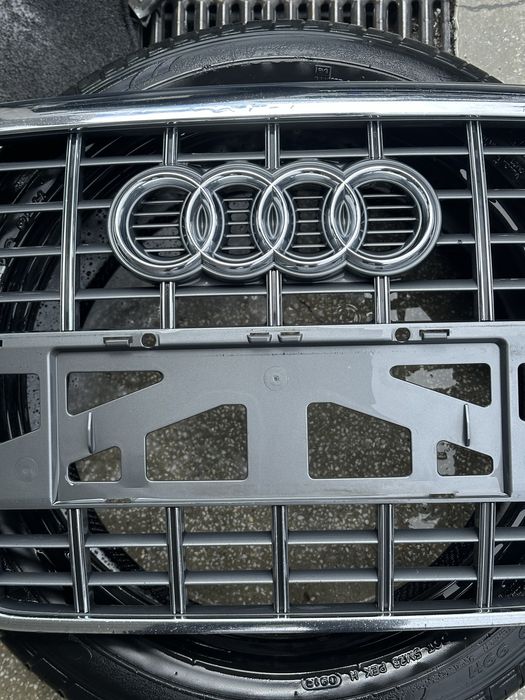 Audi A6/S6 C6 предна маска /решетка ОЕМ