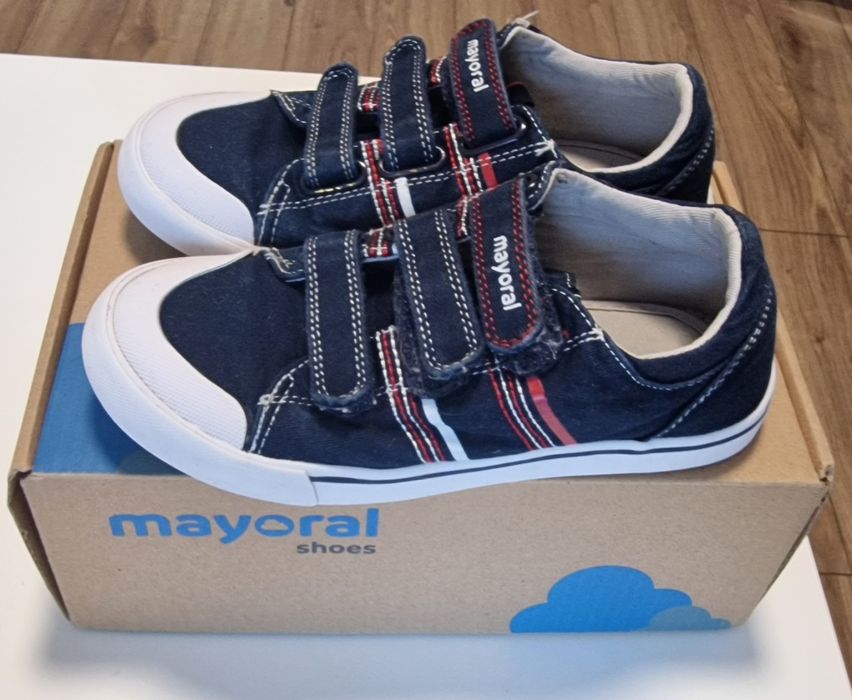 Pantofi scoala mar. 31