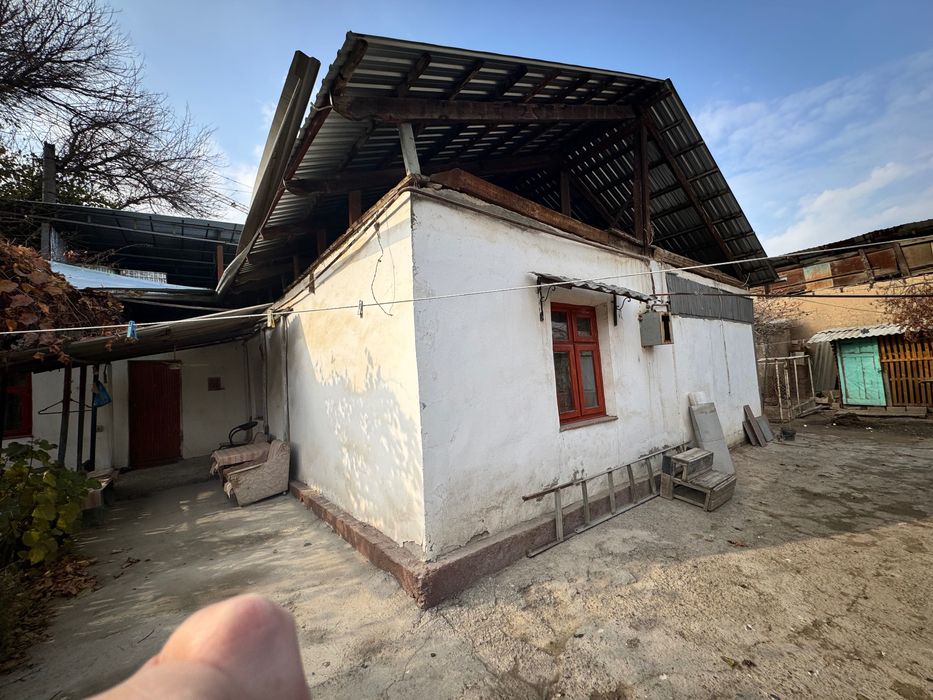 Продается участок 6 соток 4. 6 sotix yer uchastkasi uy bilan sotiladi