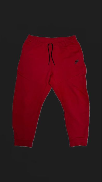 Compleu Nike Tech Fleece Roșu