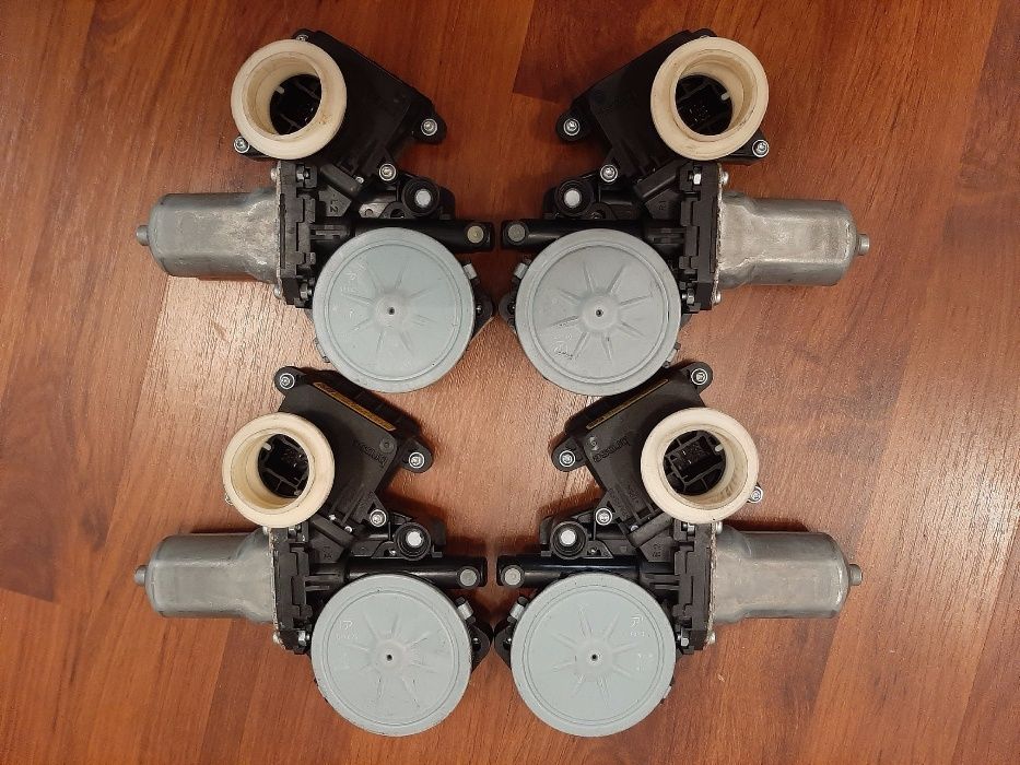 Продам моторчик стеклоподъемника Toyota