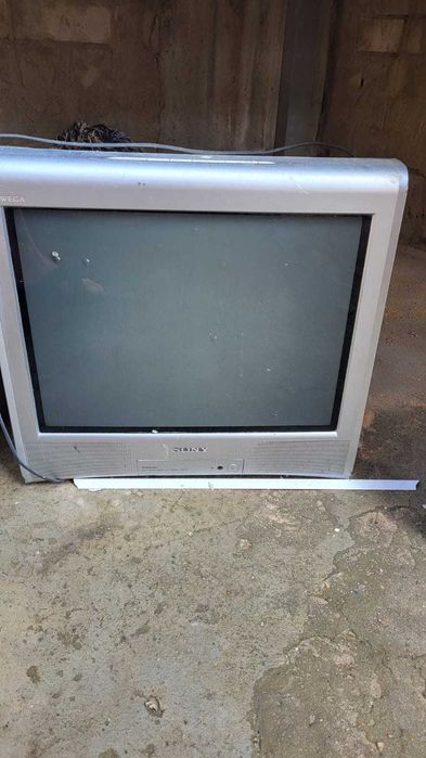 Холодильник белый