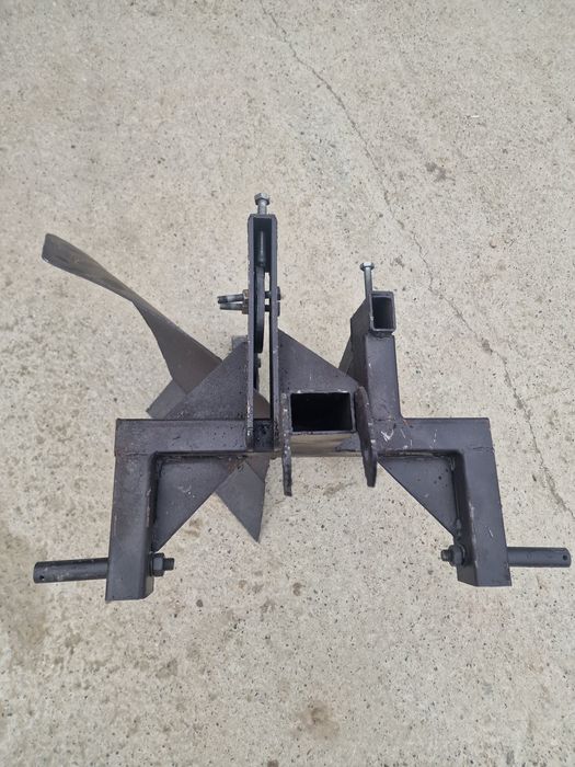 plug 1 una brazda cormoana trupita pentru tractor mic 12 - 18 cp