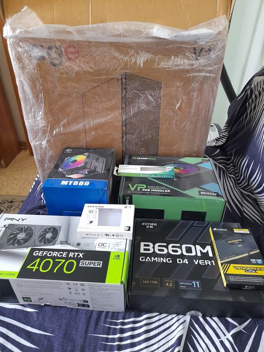 Intel I9 13900ES/RTX 4070 SUPER