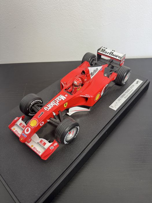 Macheta Ferrari 1:18