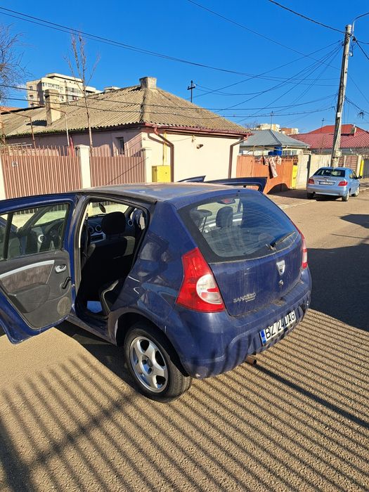 Vand Dacia Sandero 2008 benzina 1.6 mpi