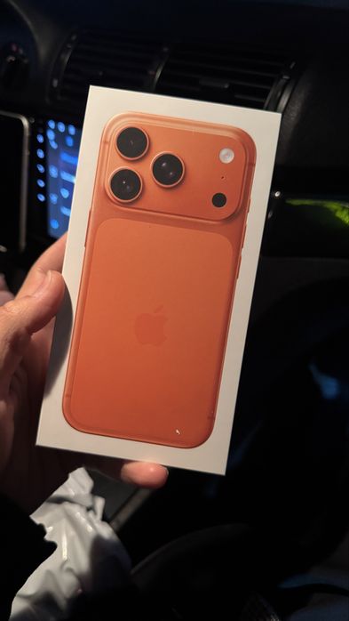 Продам Iphobe 17pro 256gb orange Nano-Sim