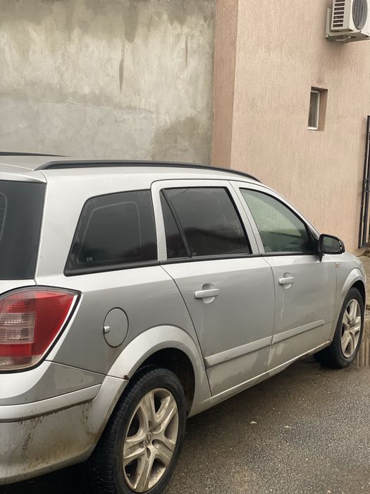 Masina , Opel Astra H , 2009