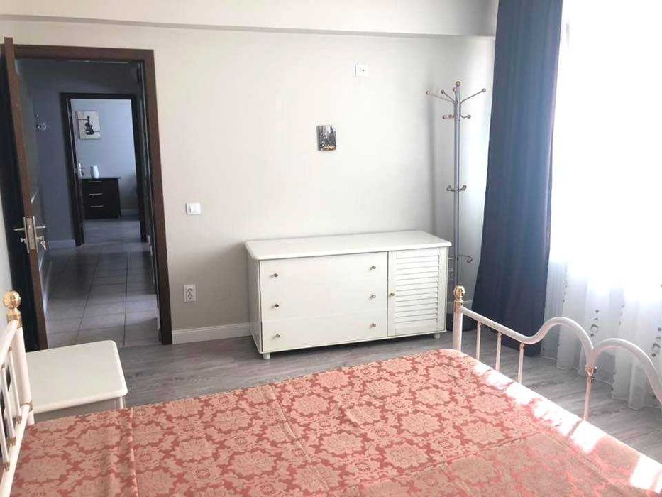Inchiriez apartament 2 Camere Decomandat, Independentei, langa UMF
