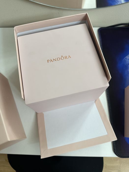 Продам шкатулку для украшений PANDORA оригинал!