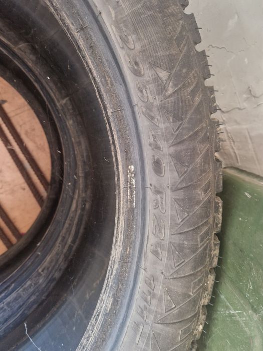 шиный буу 295/40/21