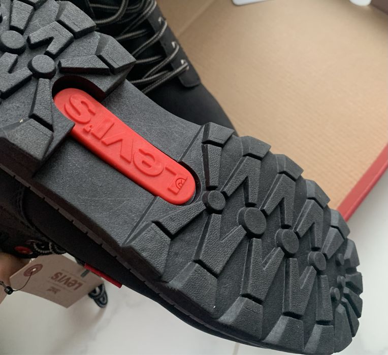 Нови оригинални боти Levi’s 36 номер естествена кожс