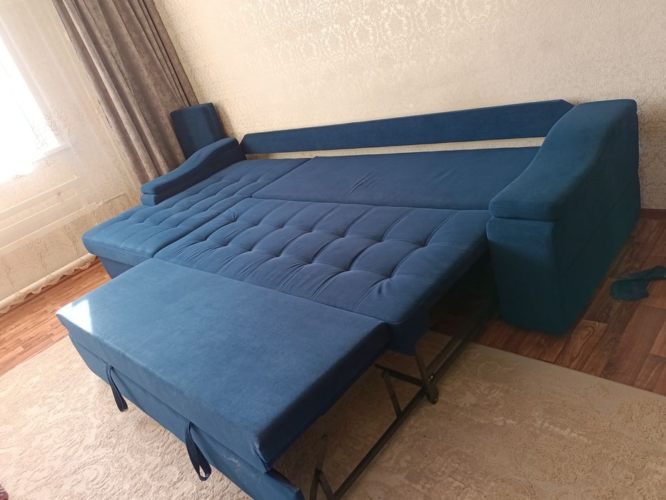 Диван в хорошем состоянии