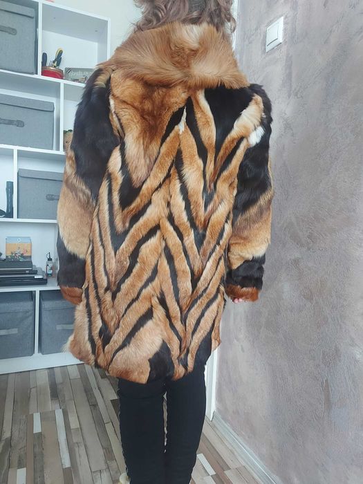 Haina de blana stare impecabila