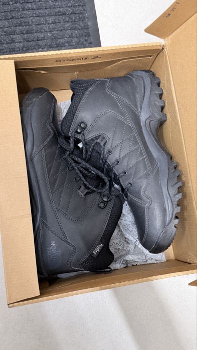 Ботинки новые от The North Face оригинал размер 41