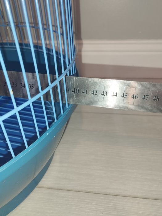 Клеткка для средних и крупных птиц.