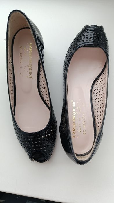 Туфли женские кожаные.