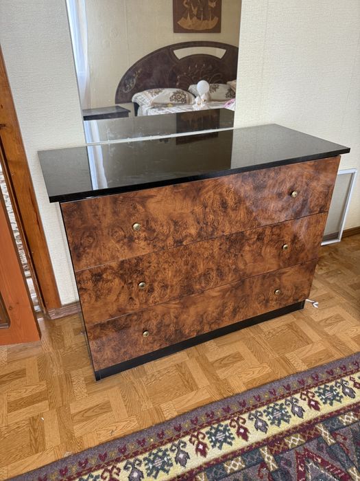 Итальянский спальный гарнитур