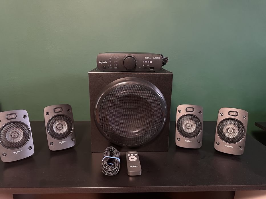 Boxe Logitech 5.1 Z906, 500W RMS