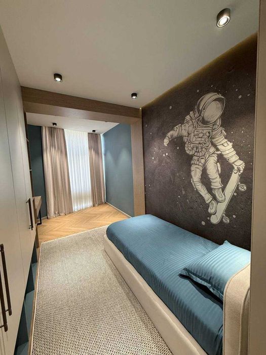 Cрочная Цена! Продается 3-Комнатная Квартира на Ул.Шота Руставели