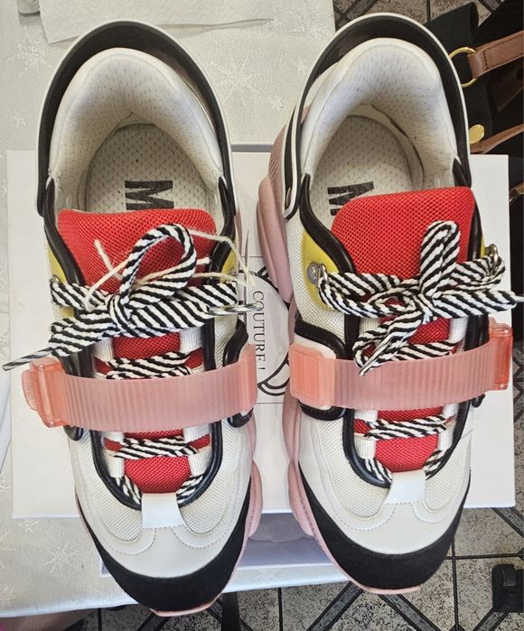 Сникърси Moschino
