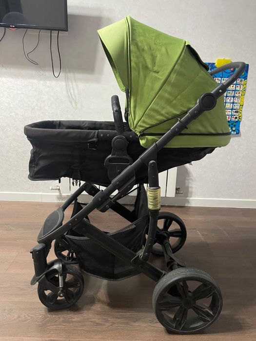 Продам детскую коляску