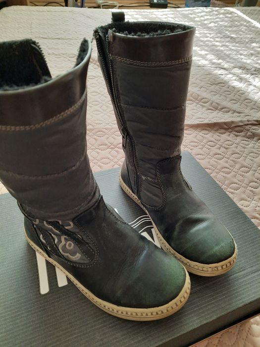 Черни кожени ботуши Hobby's