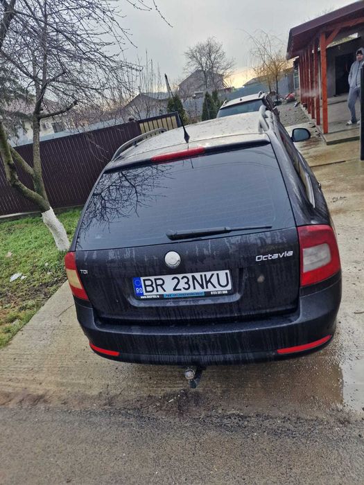 Vând Skoda Octavia 2