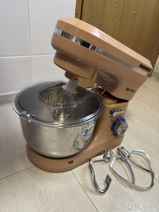 Mixer cu bol Daewoo