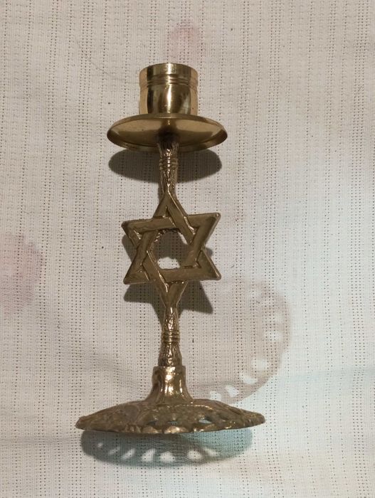 Бронзов свещник