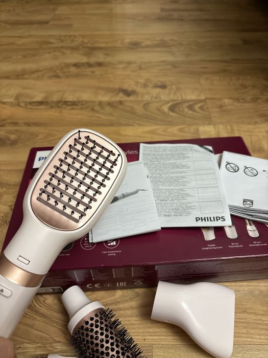 Philips 3000 Series Air Styler (модел BHA310/00 или сходен от същата серия).