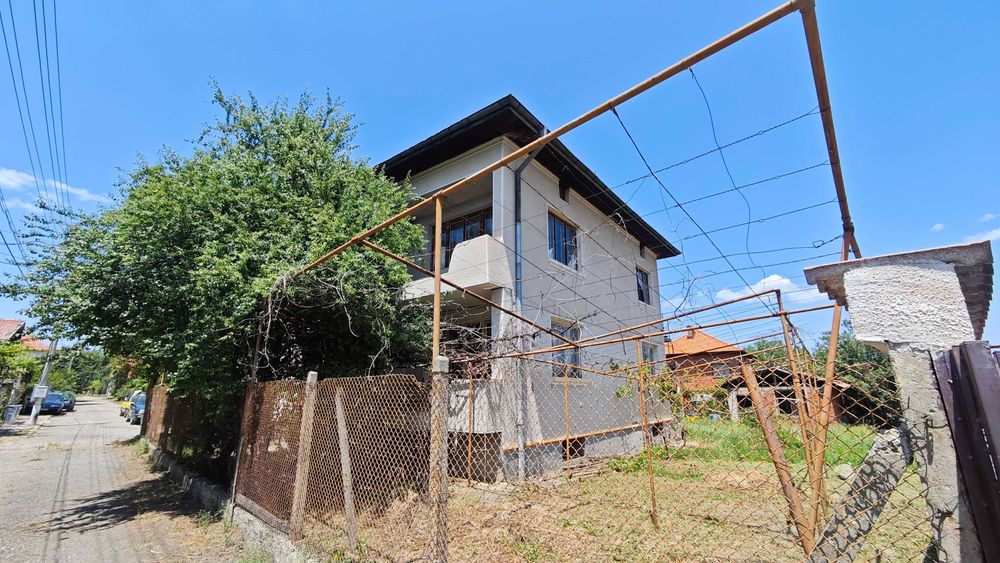 Продава се Къща в с. Соволяно, Област Кюстендил - 100 кв.м за 1020 €/кв.м - Снимка #2