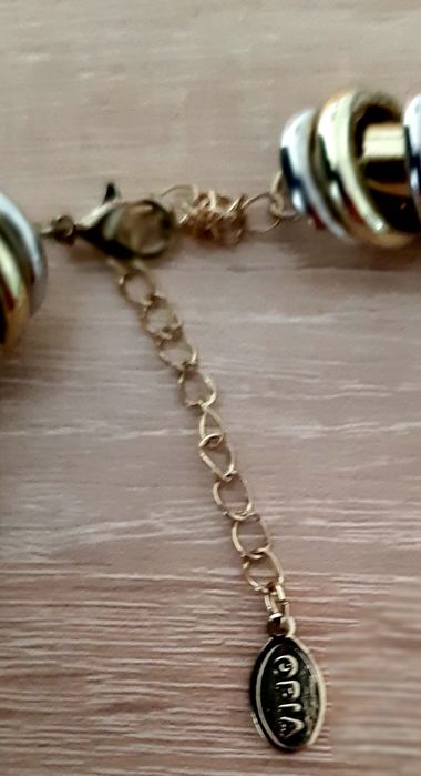 Ново златисто колие и Нови,златисти бутонели