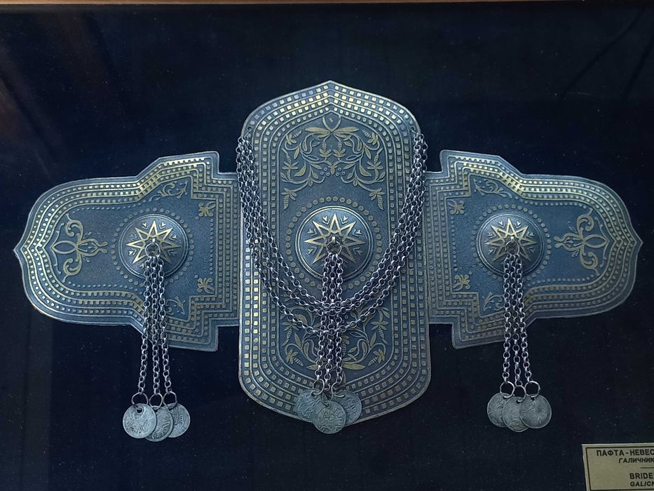 Пафти Македонски в Рамка Гулмиш Сребърни Синджири с акчета Пафта