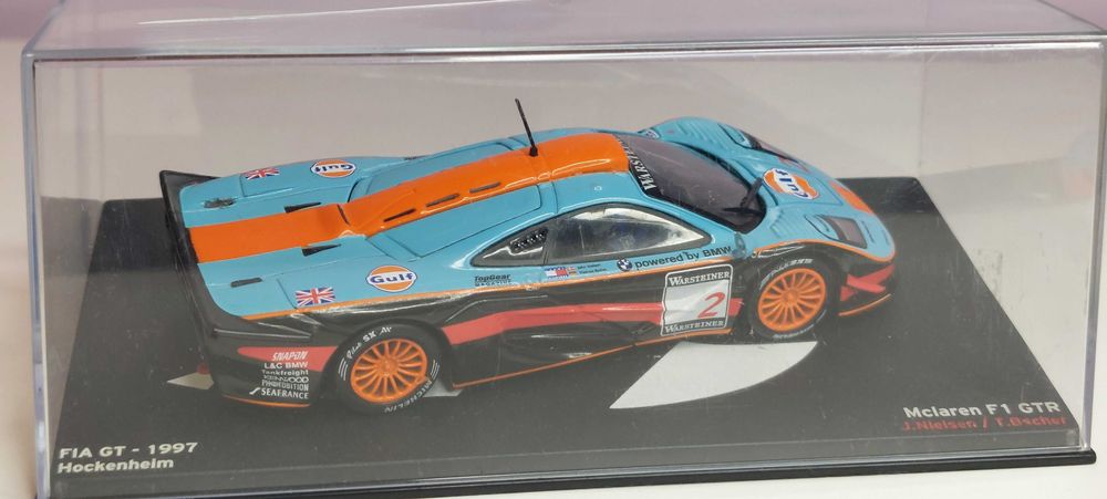 Метални модели 1:43