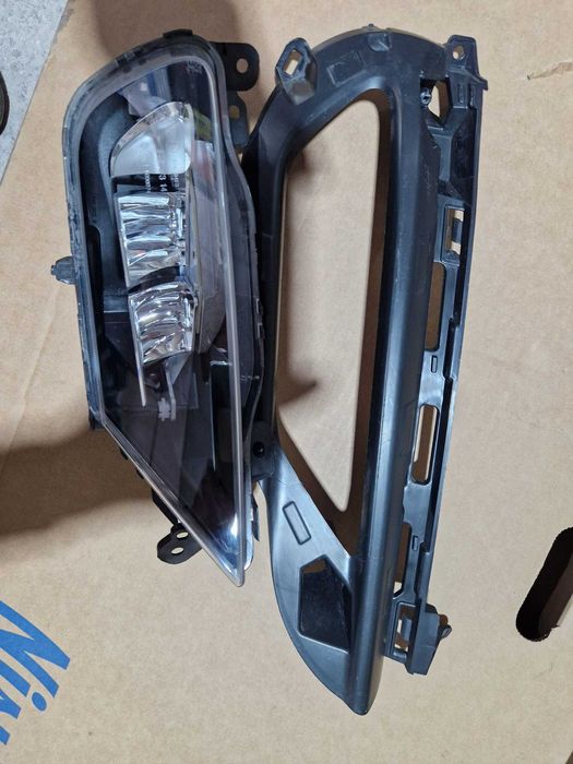 Vand far ,grila radiator VOLVO XC60