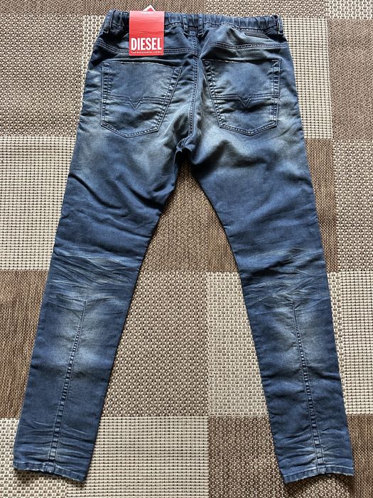 Blugi diesel model 2025 marimea 36