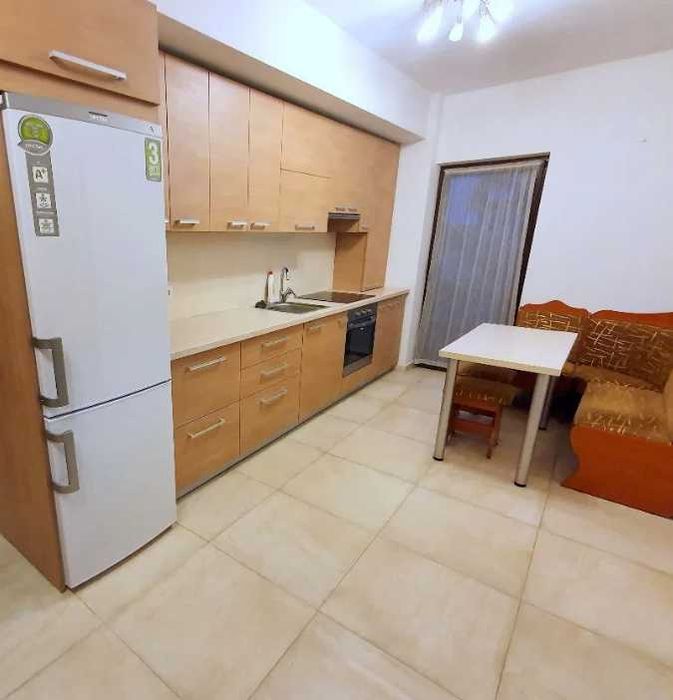 Дава се под наем Едностаен апартамент в Пловдив, Център - 26 кв.м за 107.1 € - Снимка #1