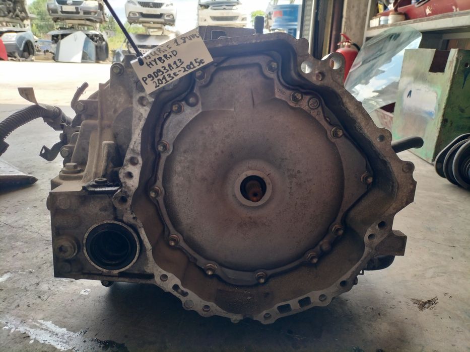 Автоматична скоростна кутия Toyota Auris 1.8 VVT-I Hybrid / Тойота Аурис 1.8 ВВТ-И Хибрид 2014г. Код: P9093A13