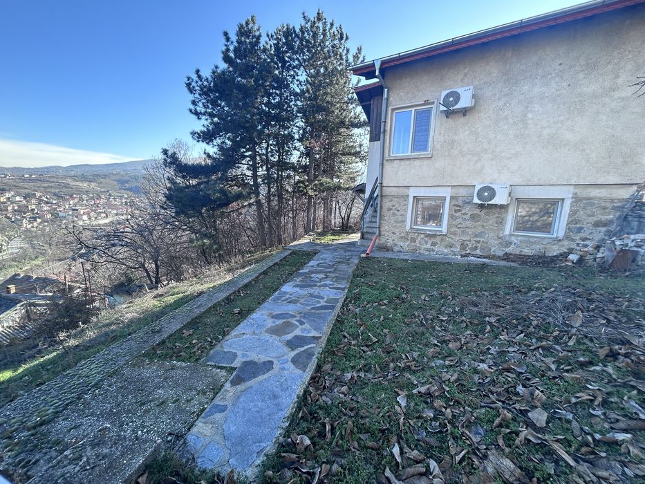 Дава се под наем Къща в с. Храбрино, Област Пловдив - 70 кв.м за 438.6 € - Снимка #2