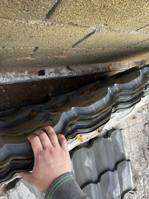 Продам б/у металлочерепицу Венеция