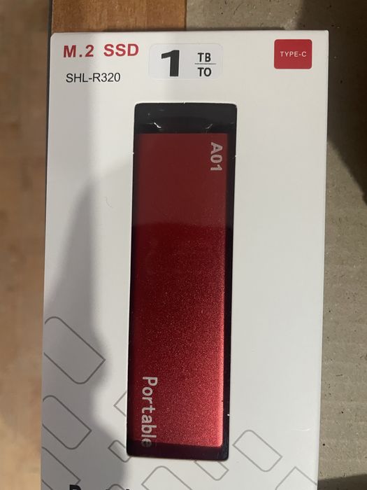 Внешний накопитель.