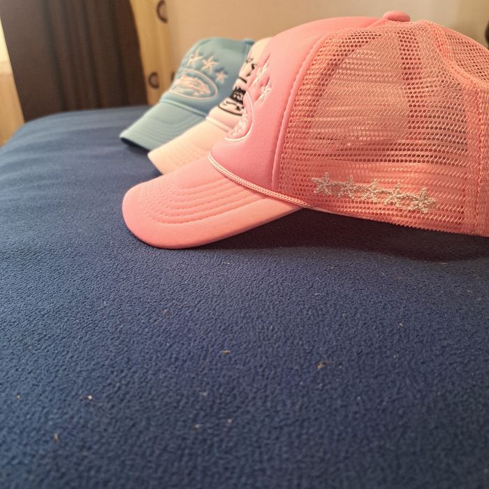 Șepci corteiz culori valabile:Alb,Roz,Cyan