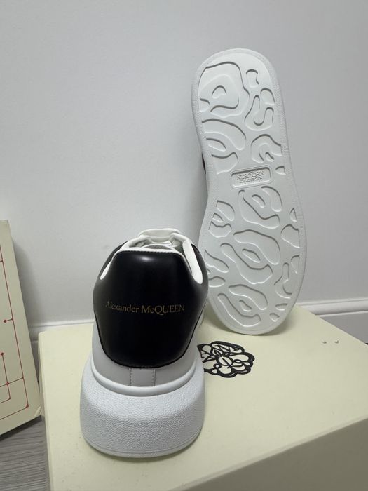 Alexander McQueen Sneakers White/Black