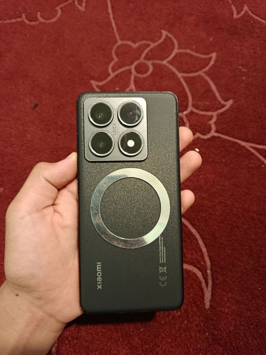 Xiaomi 14 T pro .