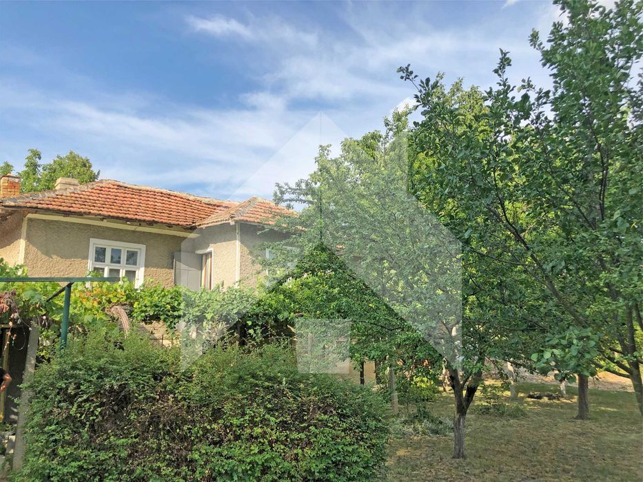 Продава се Къща в Нови пазар - 100 кв.м за 332 €/кв.м - Снимка #20