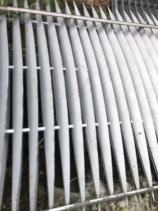 Vând poartă/gard fier forjat