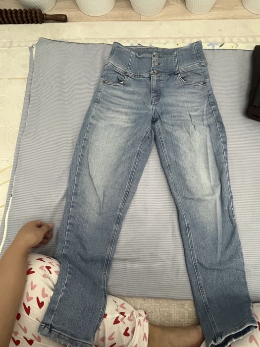 Киім (одежда) женская